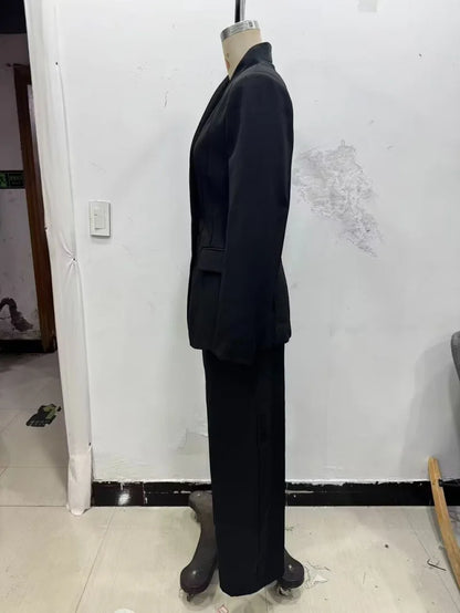 Three-dimensional cut high collar slim suit jacket & matching casual trousers