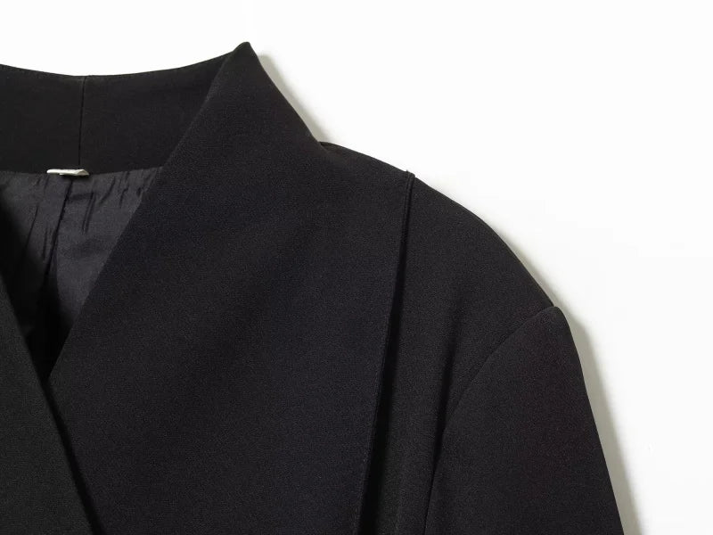 Three-dimensional cut high collar slim suit jacket & matching casual trousers